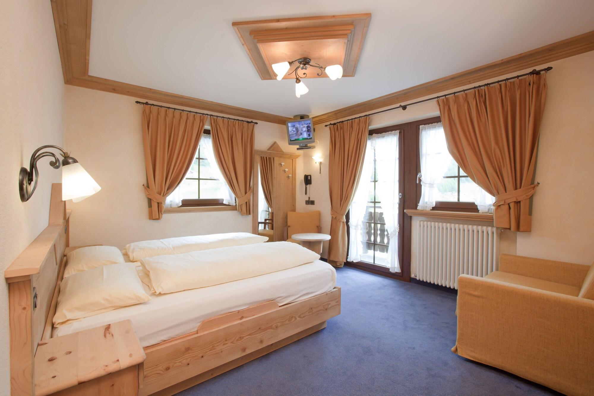 Hotel Capriolo Livigno Esterno foto