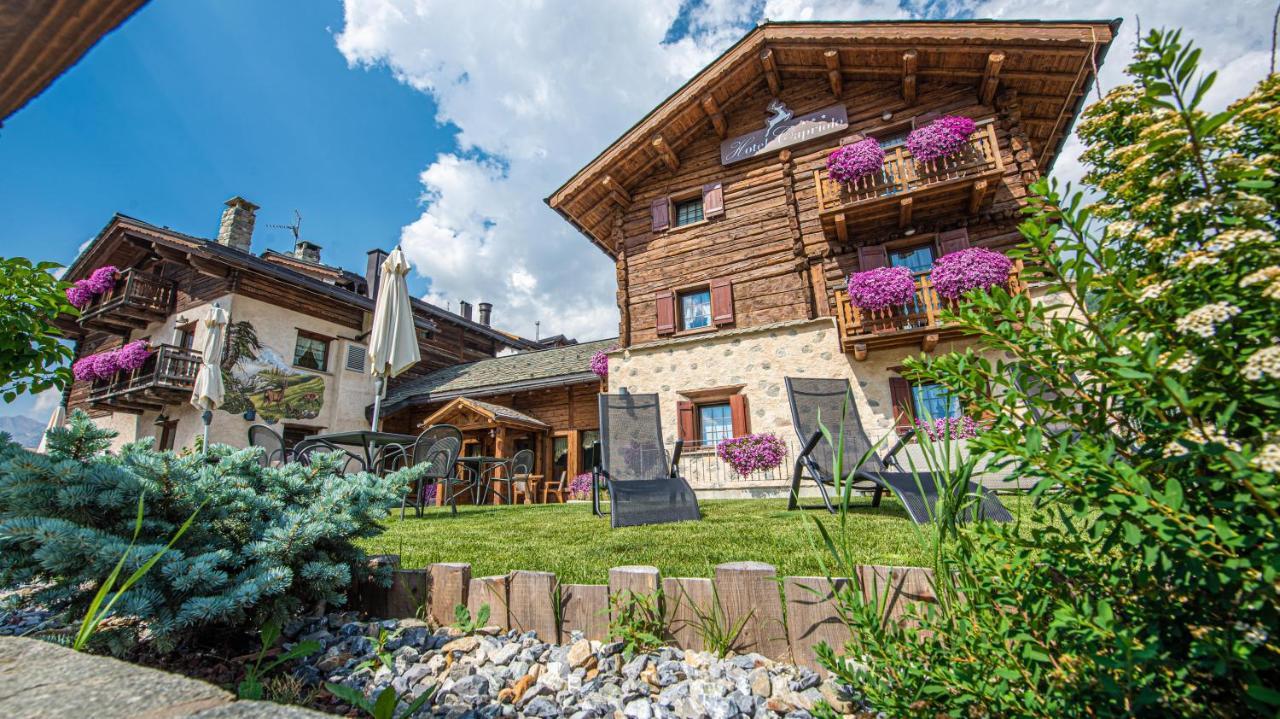 Hotel Capriolo Livigno Esterno foto