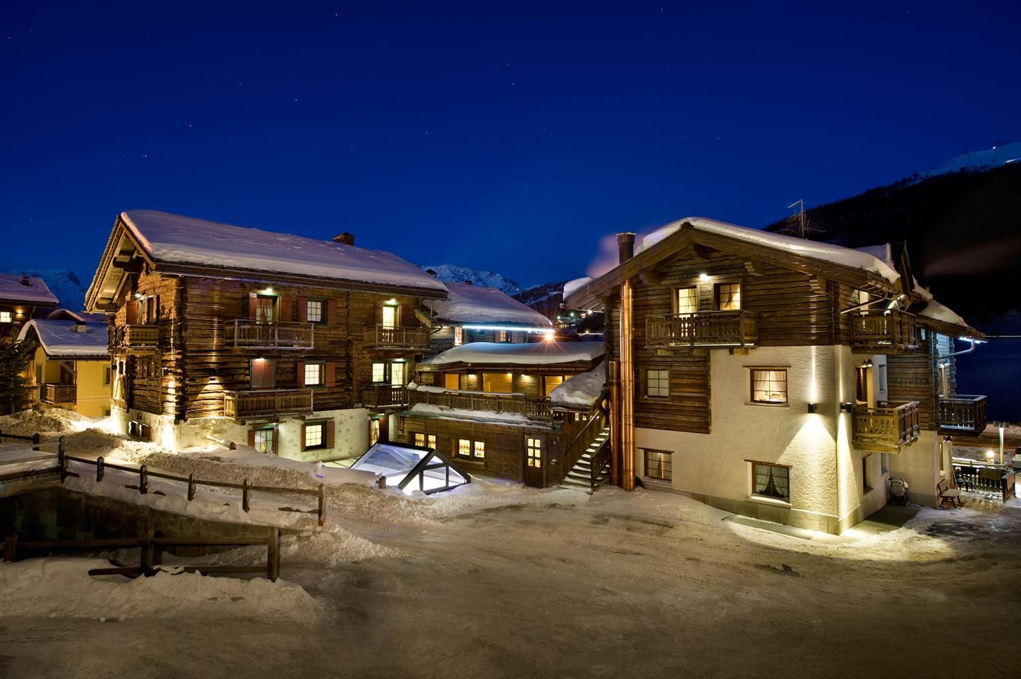 Hotel Capriolo Livigno Esterno foto