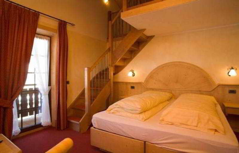 Hotel Capriolo Livigno Esterno foto