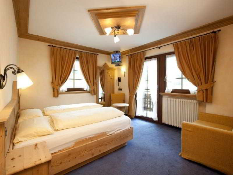 Hotel Capriolo Livigno Esterno foto
